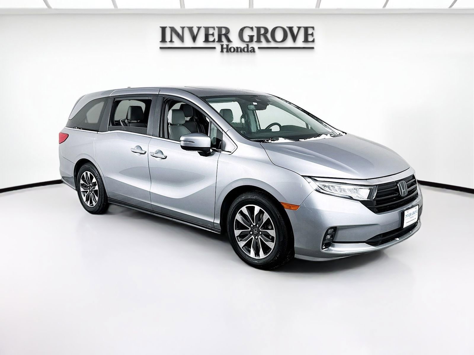 Used 2023 Honda Odyssey EX-L image 3