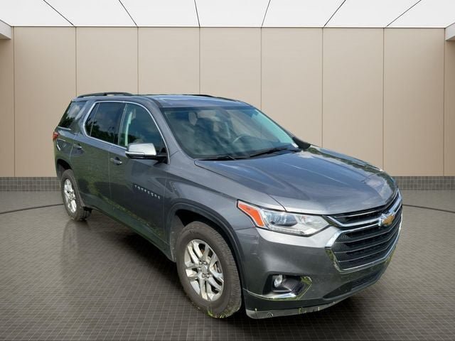Used 2019 Chevrolet Traverse LT FWD image 8