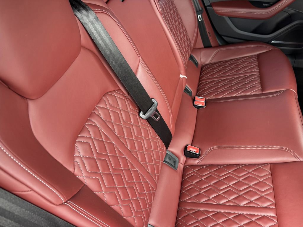 Used 2022 Audi S7 Premium Plus w/ S Sport Package image 30