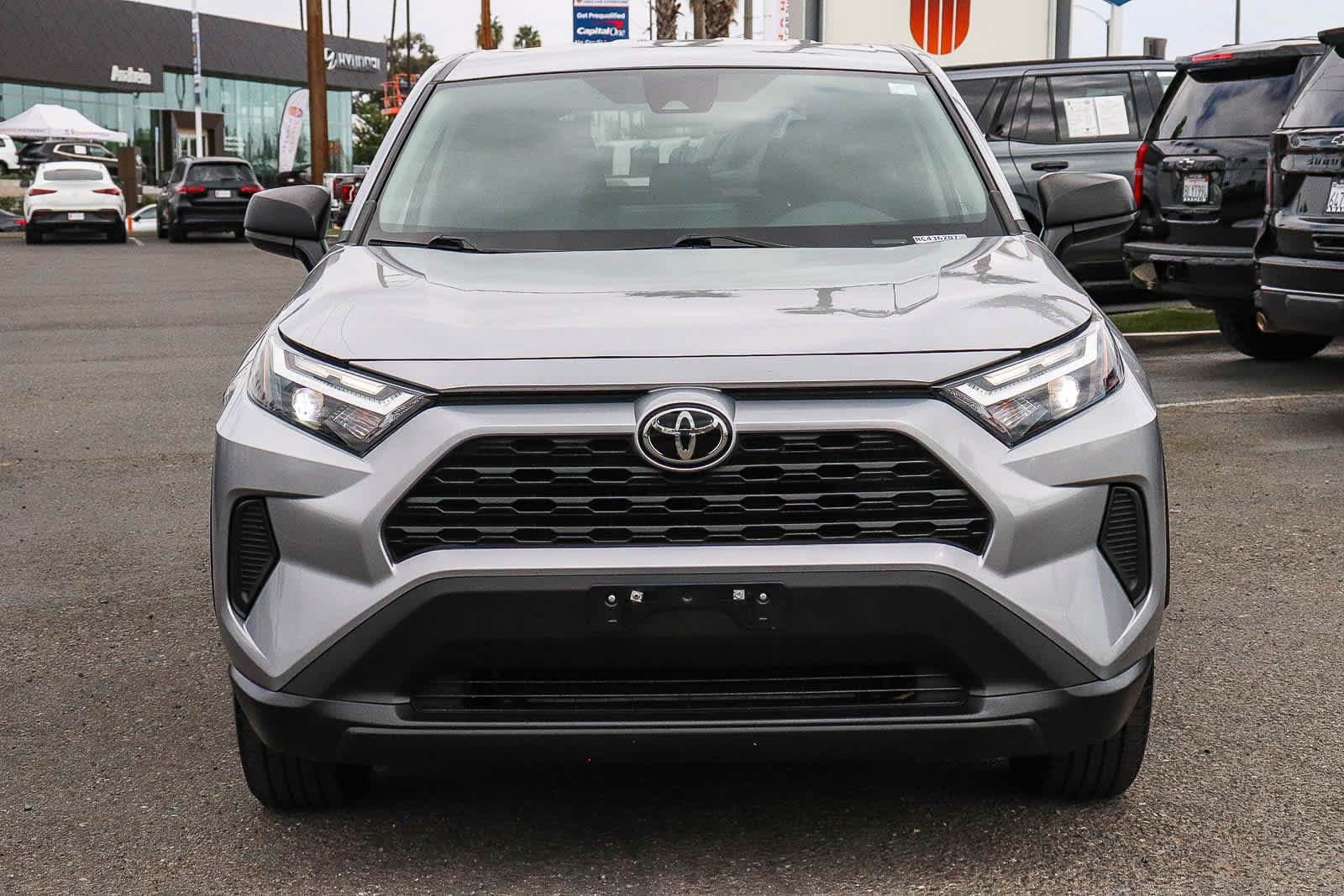 Used 2024 Toyota RAV4 LE AWD/4WD image 2