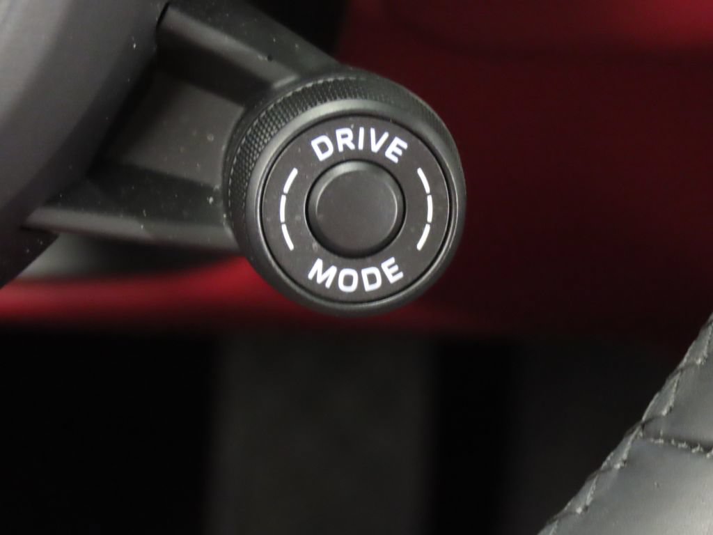 Certified 2026 Porsche Cayenne E-Hybrid Coupe AWD/4WD image 23