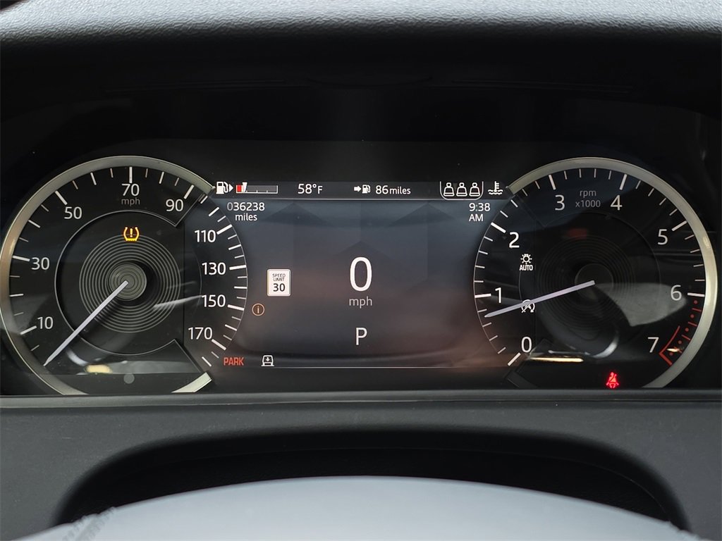 Used 2023 Land Rover Range Rover Velar HST image 22