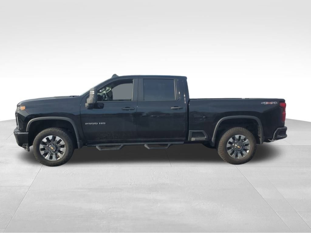Used 2023 Chevrolet Silverado 2500 Custom w/ Custom Value Package image 2
