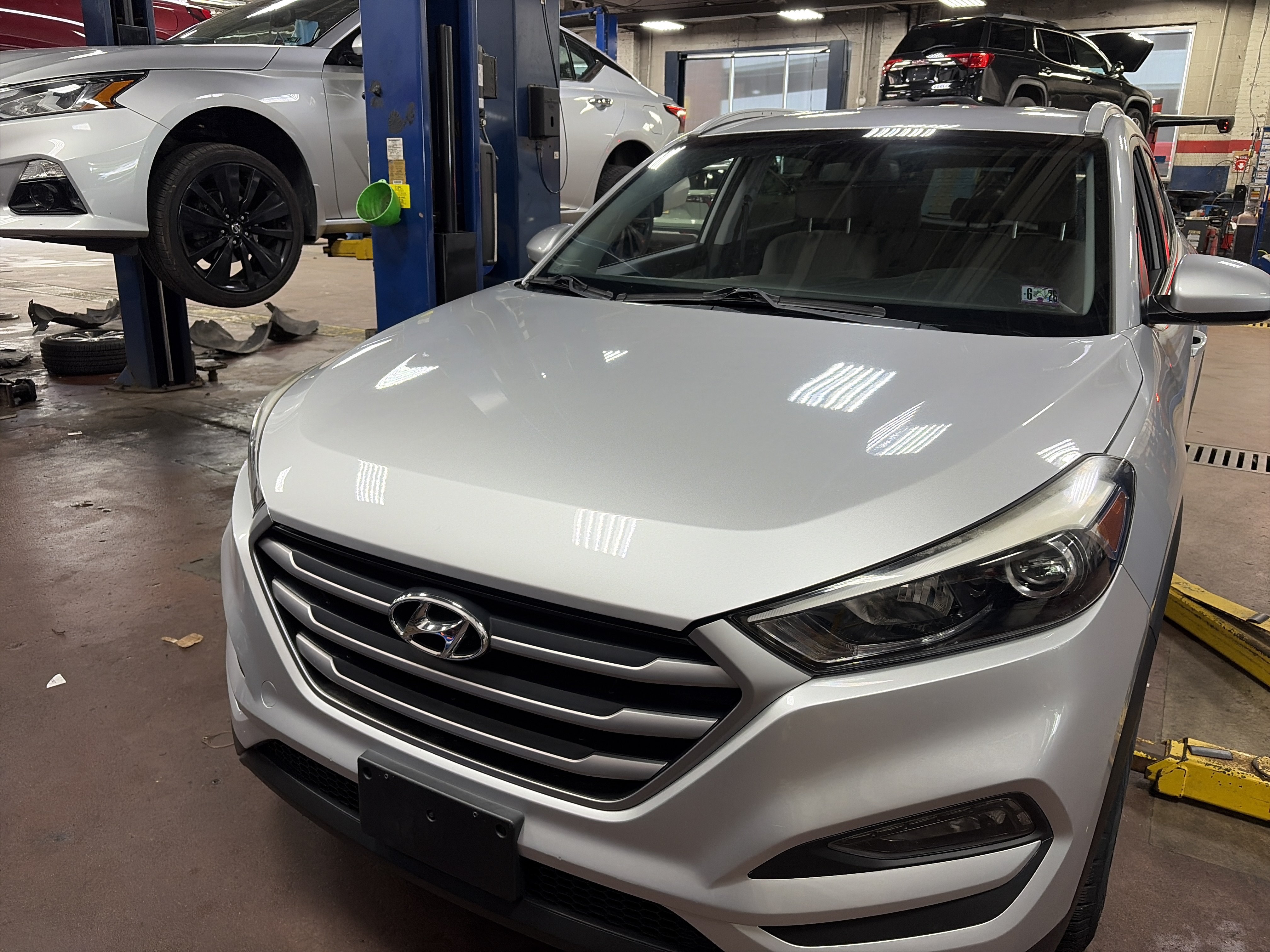 Used 2017 Hyundai Tucson SE AWD/4WD image 3