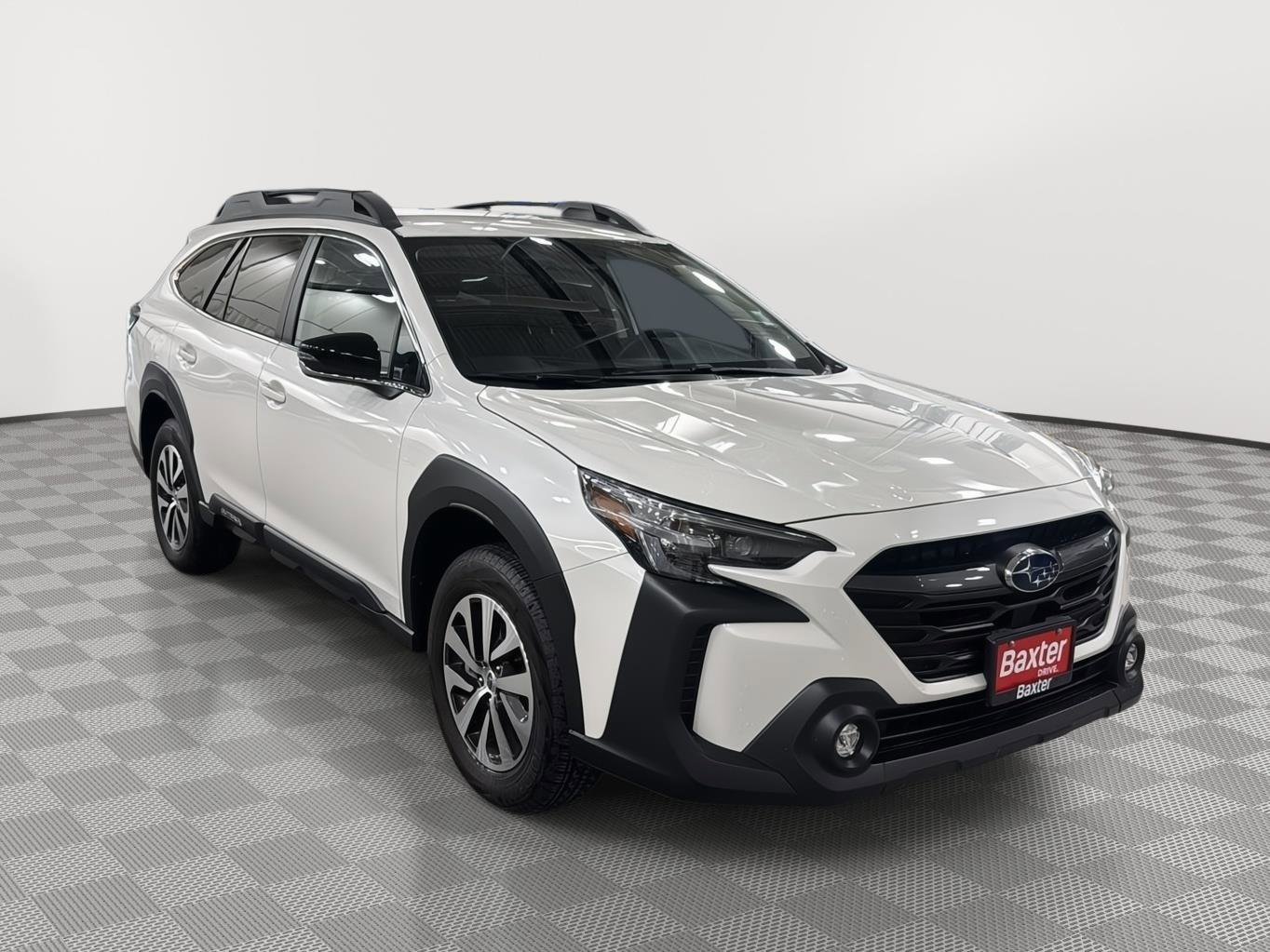 Certified 2025 Subaru Outback Premium AWD/4WD image 1