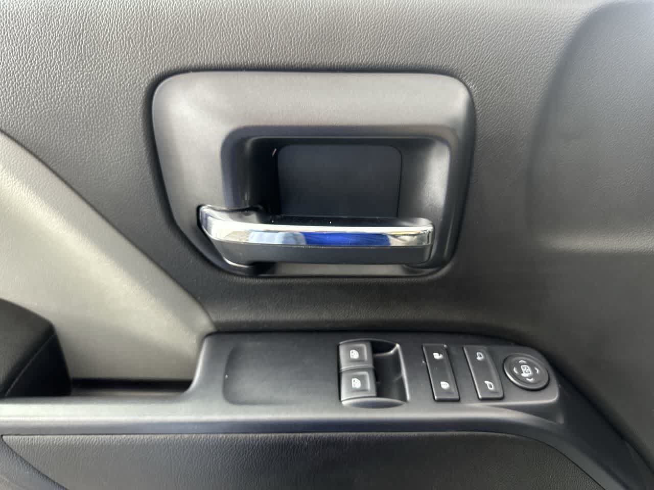 Used 2018 Chevrolet Silverado 1500 W/T w/ WT Fleet Convenience Package AWD/4WD image 11