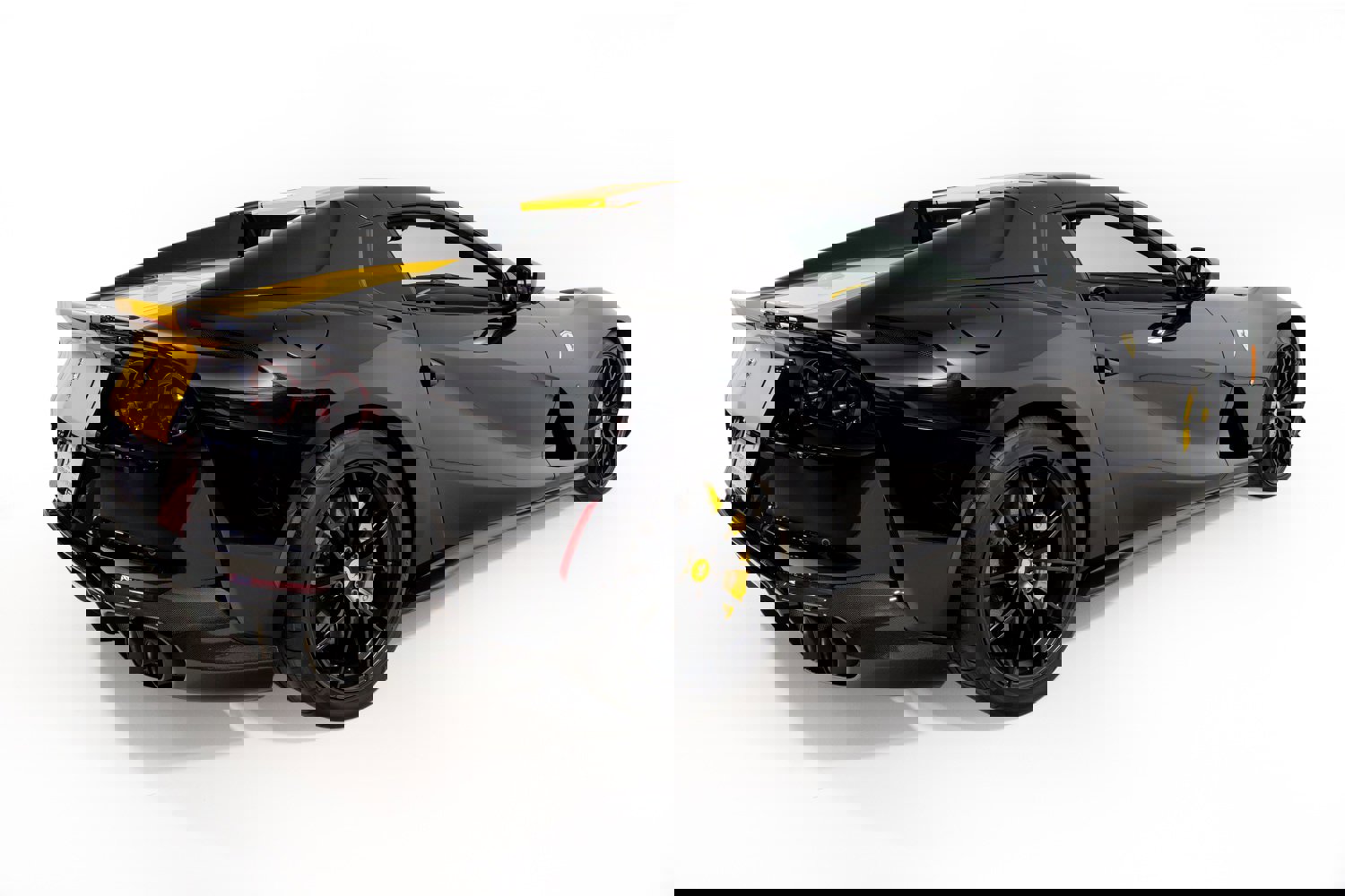 Used 2021 Ferrari 812 GTS image 9