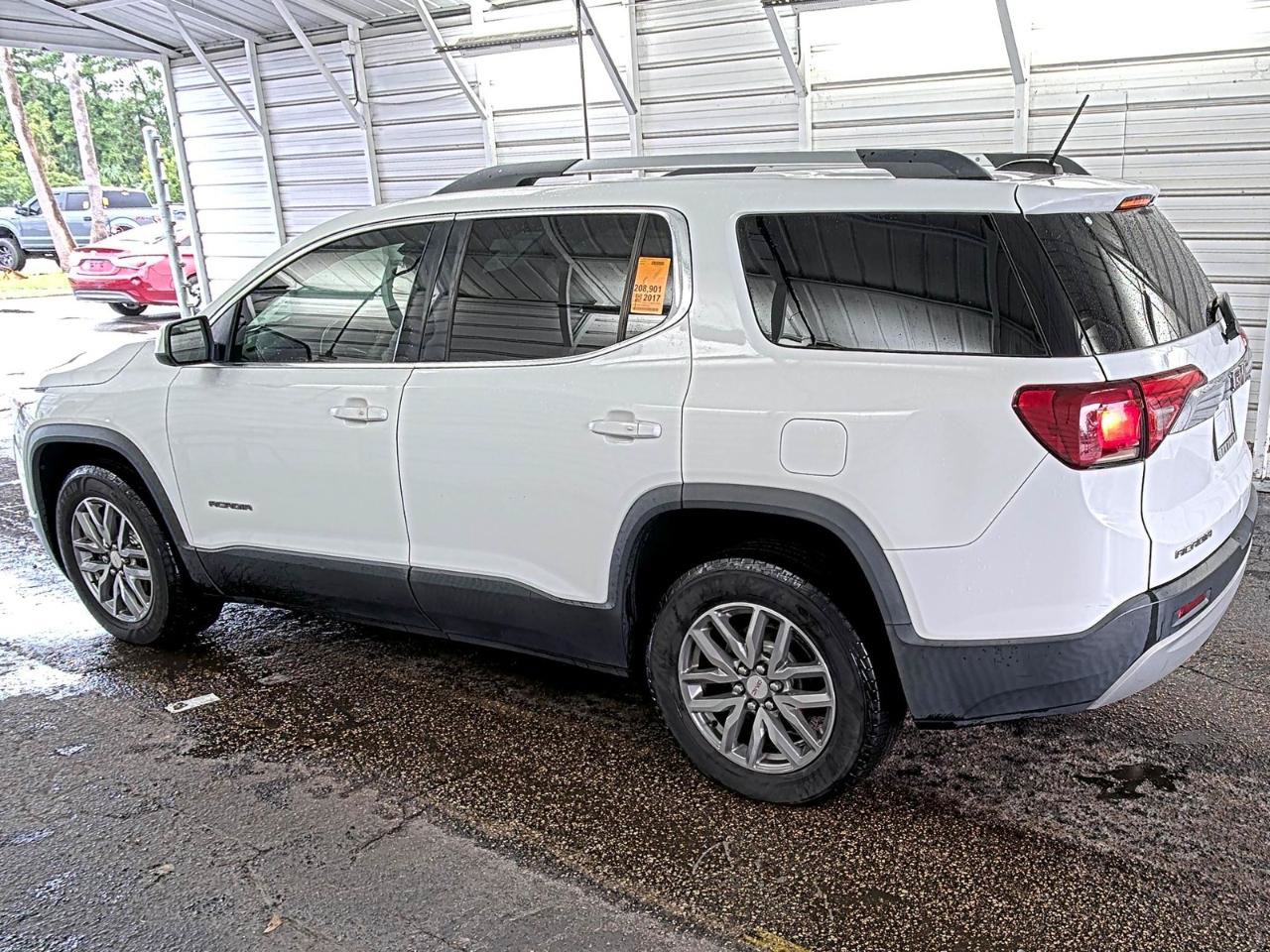 Used 2017 GMC Acadia SLE FWD image 5