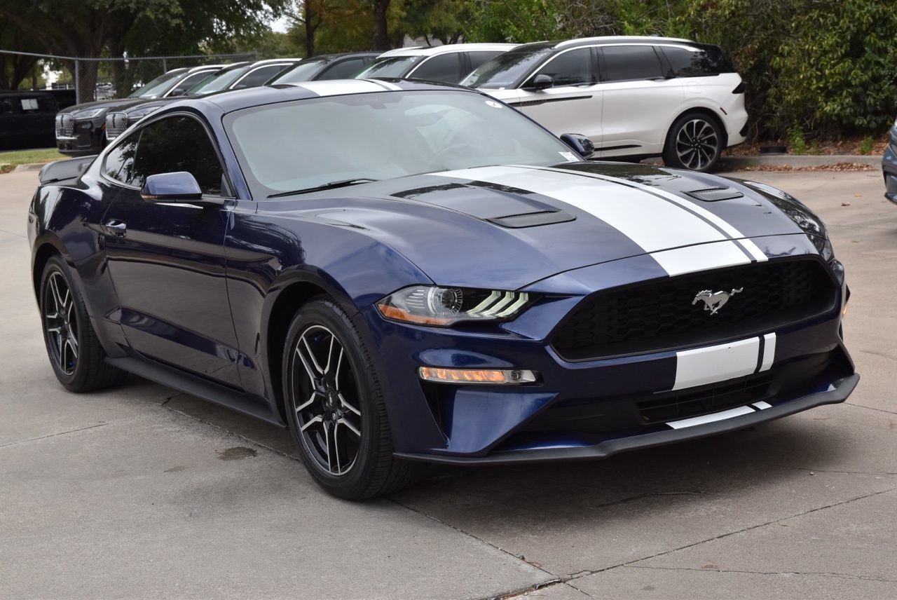 Used 2019 Ford Mustang Premium w/ Enhanced Security Package RWD image 4