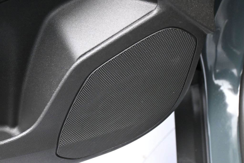 Used 2025 Chevrolet Trax LS FWD image 14