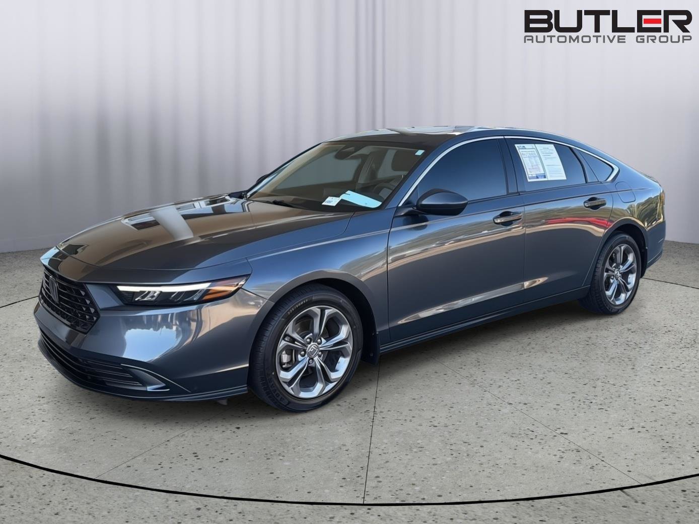 Used 2023 Honda Accord EX image 1