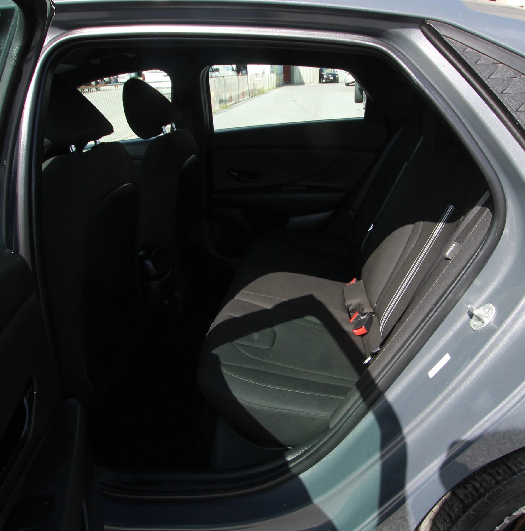 Used 2025 Hyundai Elantra Sport FWD image 11