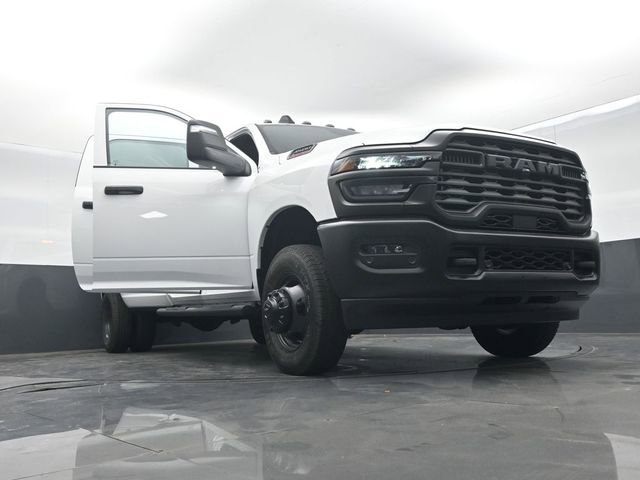 New 2026 RAM 3500 Tradesman AWD/4WD image 66