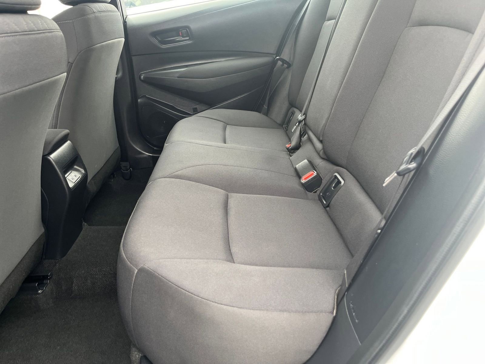 Used 2023 Toyota Corolla LE image 23