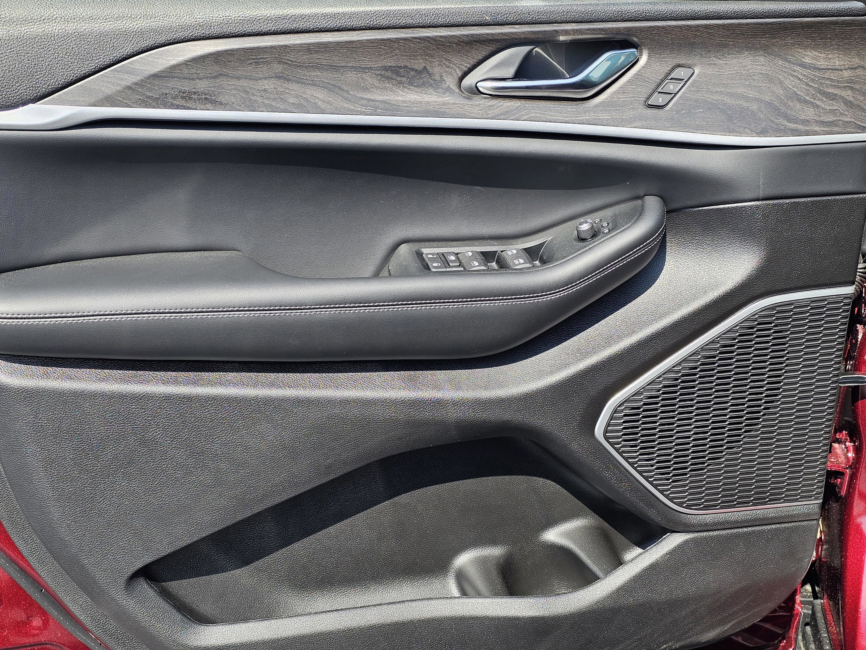 New 2026 Jeep Grand Cherokee Limited w/ Limited Altitude Package image 14