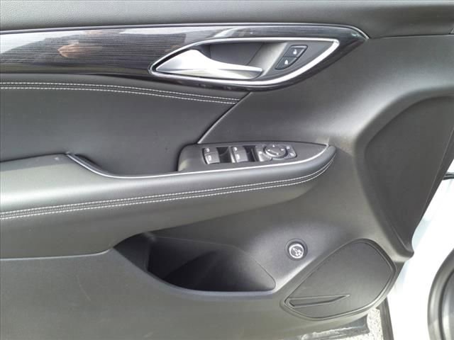 Used 2022 Buick Envision Preferred image 13