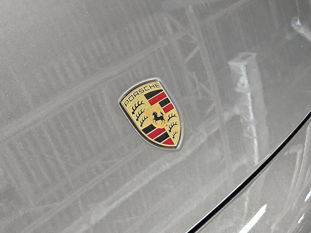 Certified 2024 Porsche 911 Carrera 4S AWD/4WD image 31