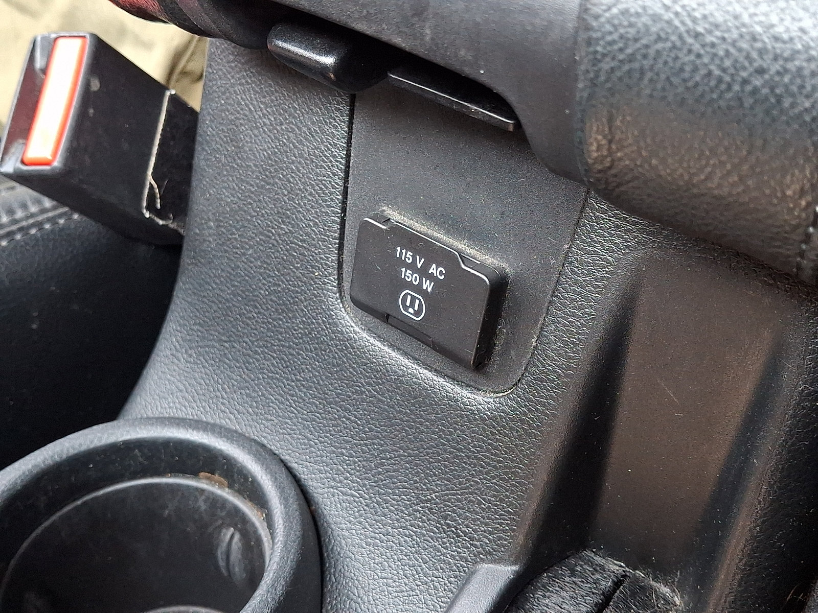Used 2017 Jeep Wrangler Unlimited Sahara AWD/4WD image 22