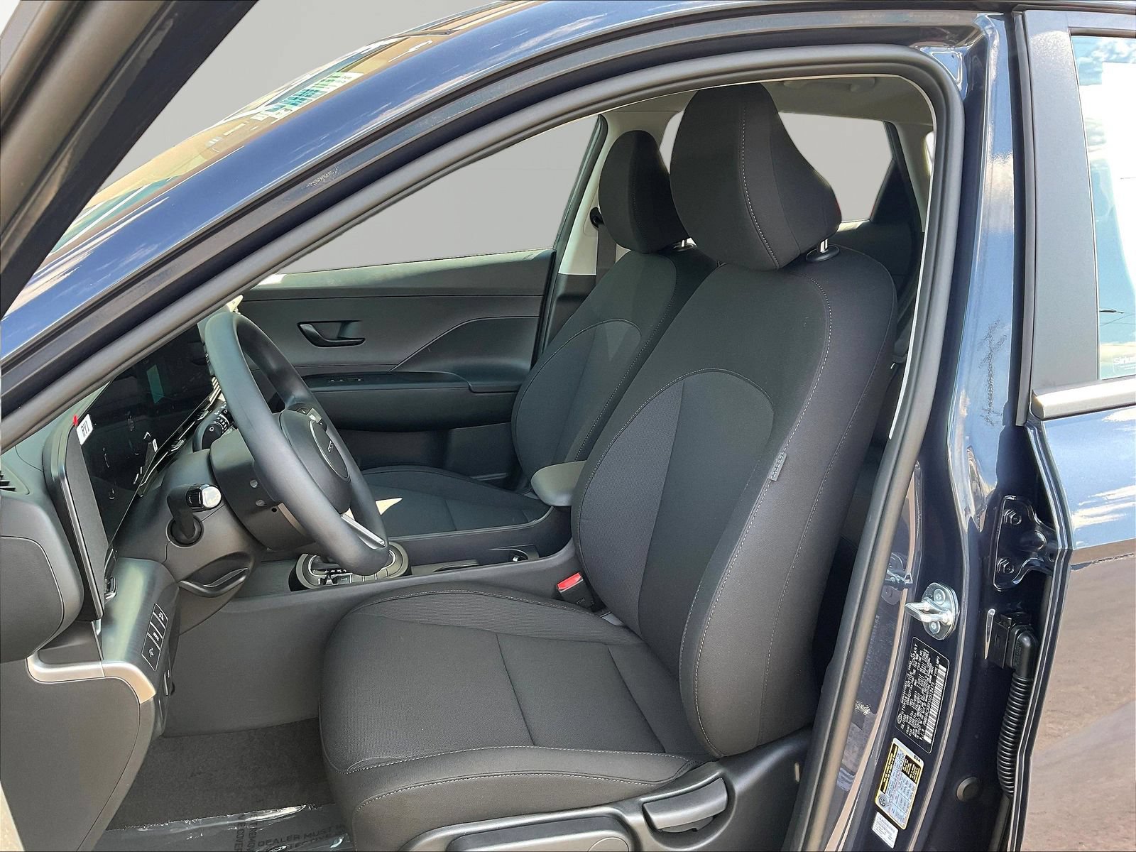 New 2027 Hyundai Kona SE AWD/4WD image 16