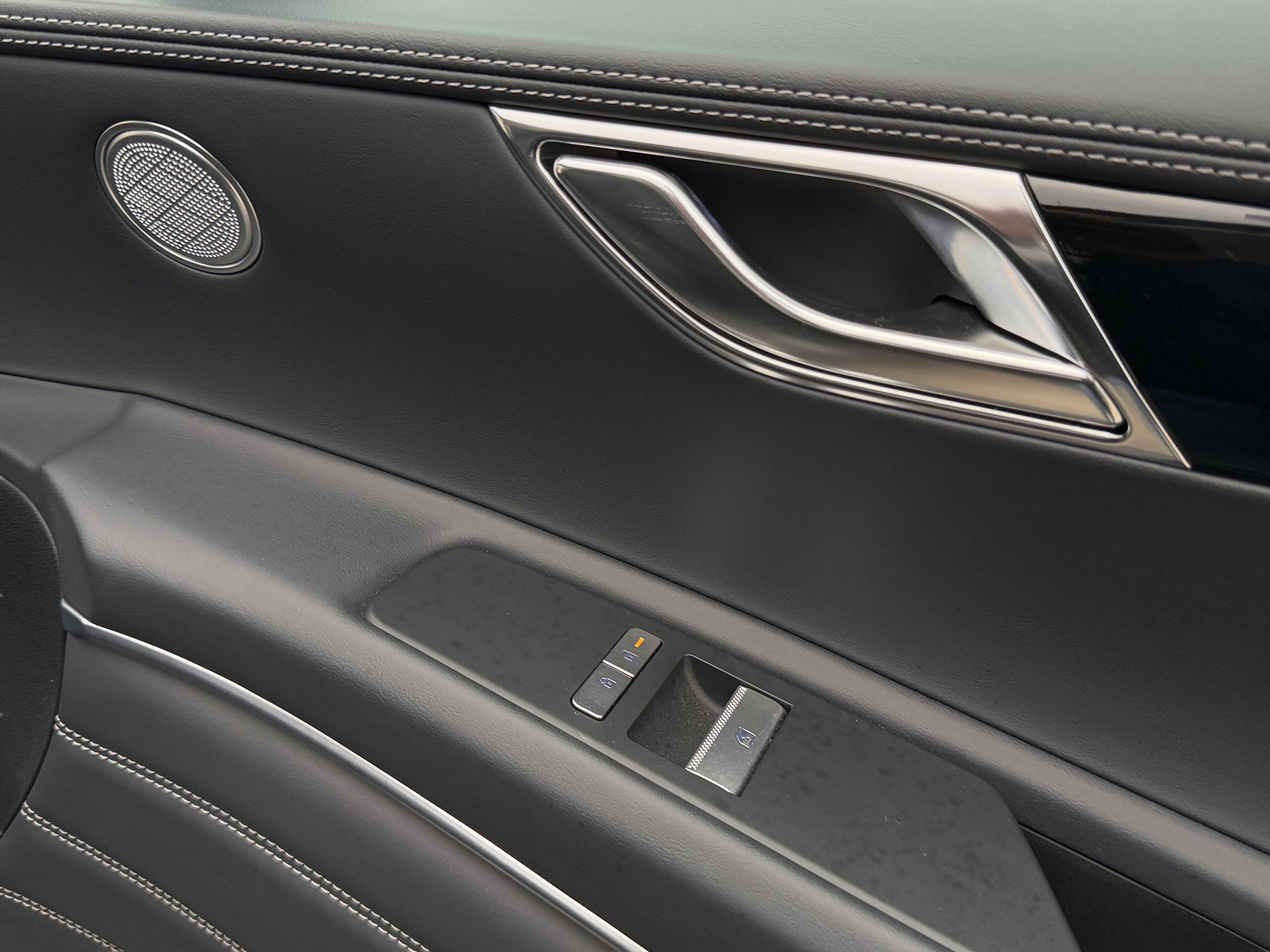 Used 2025 Genesis GV80 2.5T Standard image 60