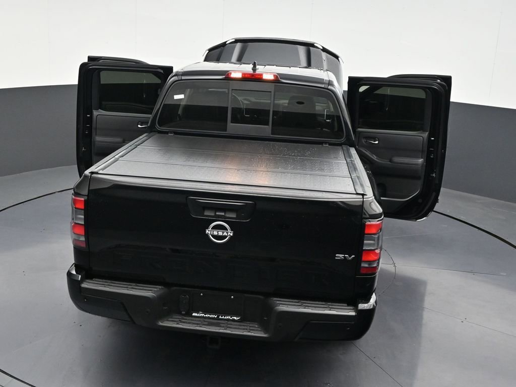 Used 2022 Nissan Frontier SV w/ SV Premium Package image 35