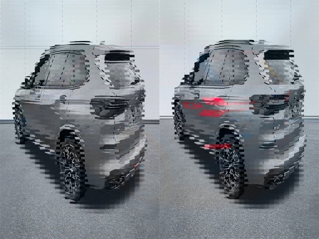 New 2026 BMW X5 M60i w/ Executive Package image 5