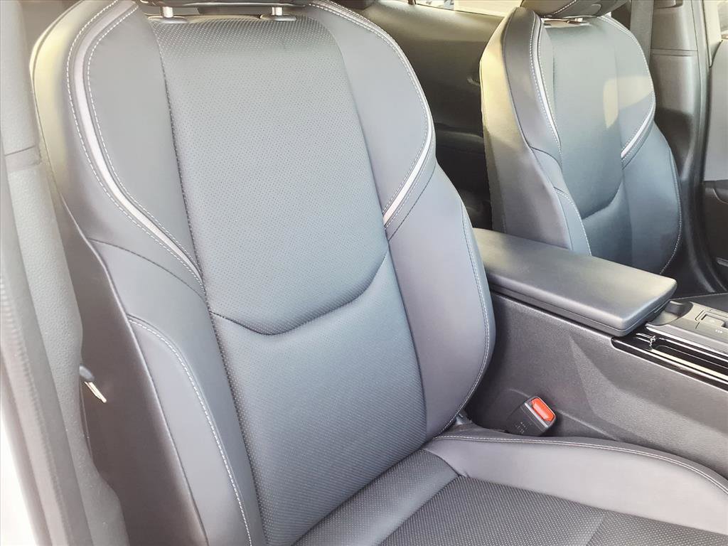 Used 2023 Toyota Prius AWD image 12