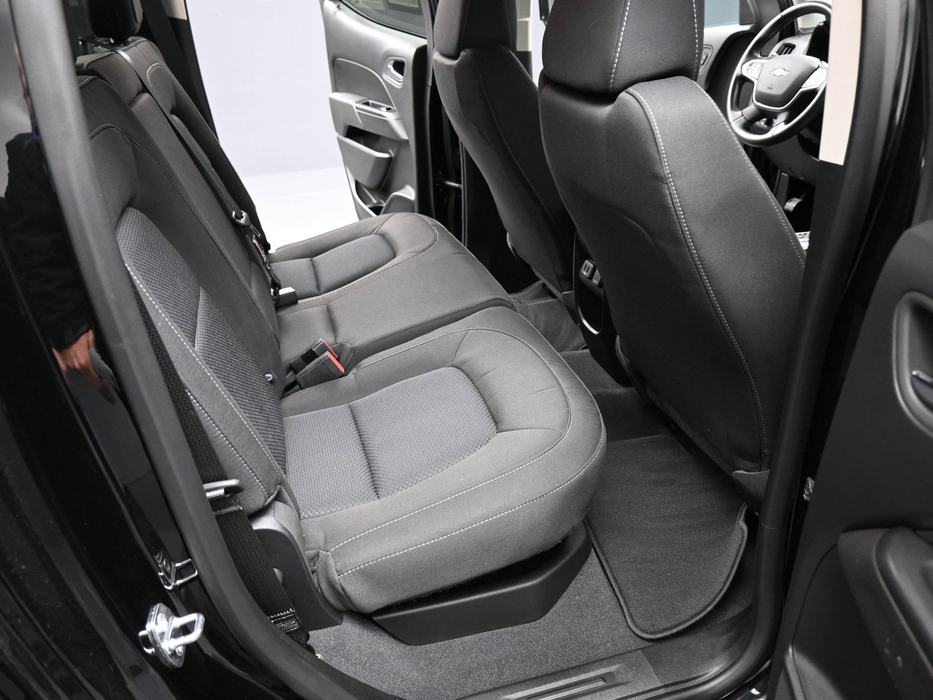 Certified 2022 Chevrolet Colorado LT w/ LPO, Tonneau and Step Package image 18