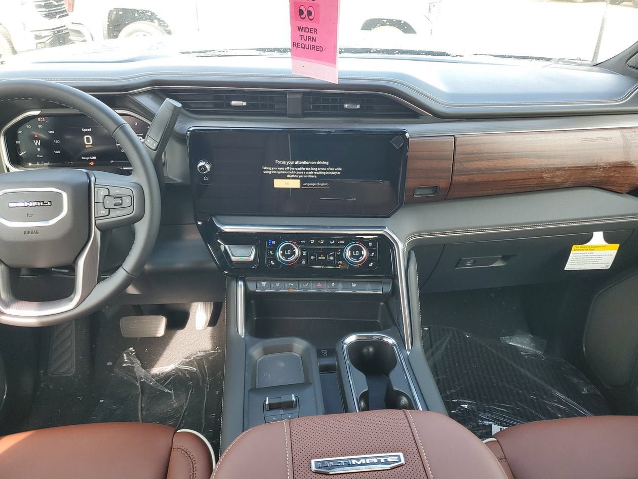 New 2026 GMC Sierra 3500 Denali Ultimate AWD/4WD image 15