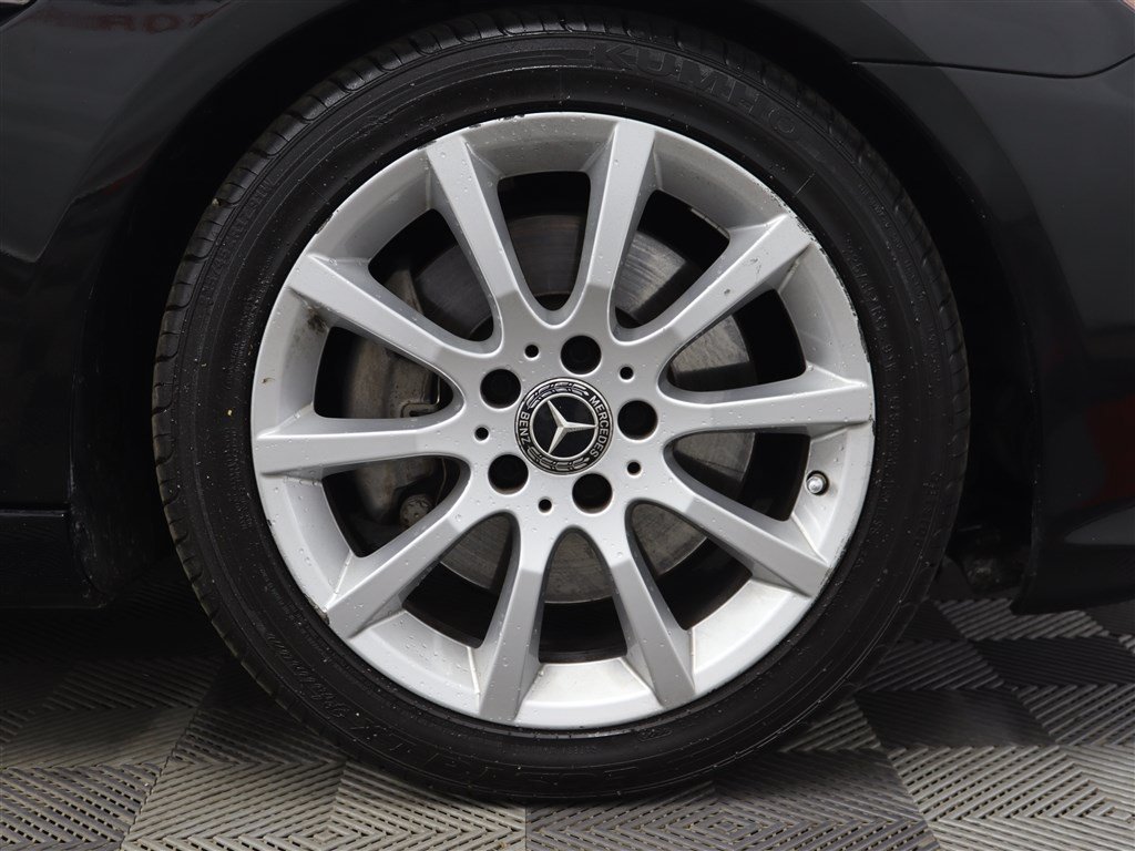 Used 2017 Mercedes-Benz SLC 300 image 37