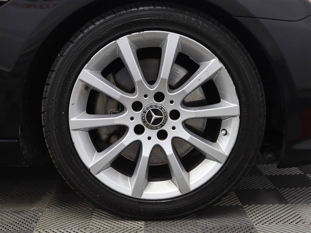 Used 2017 Mercedes-Benz SLC 300 image 37