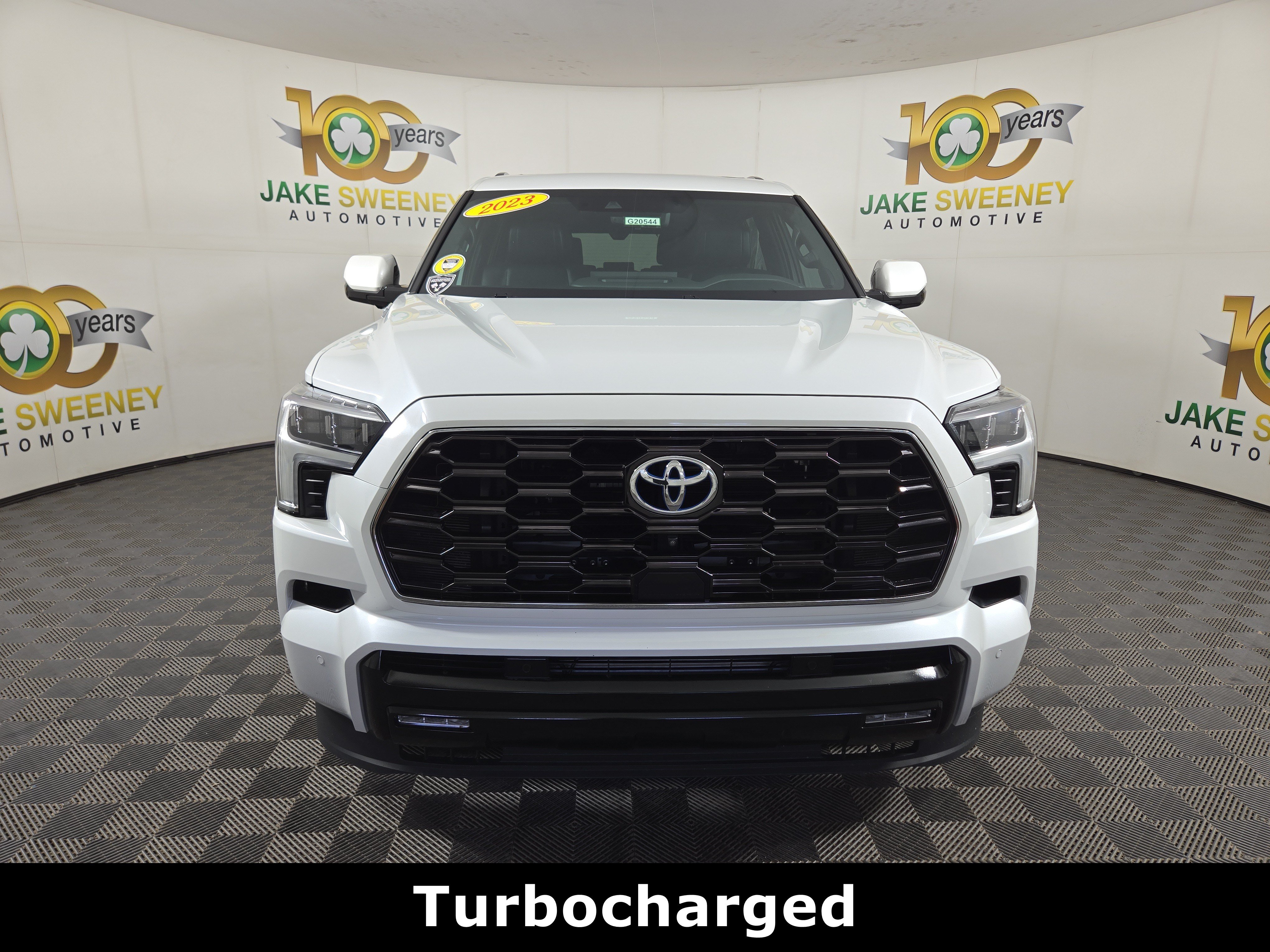 Used 2023 Toyota Sequoia Platinum AWD/4WD image 2