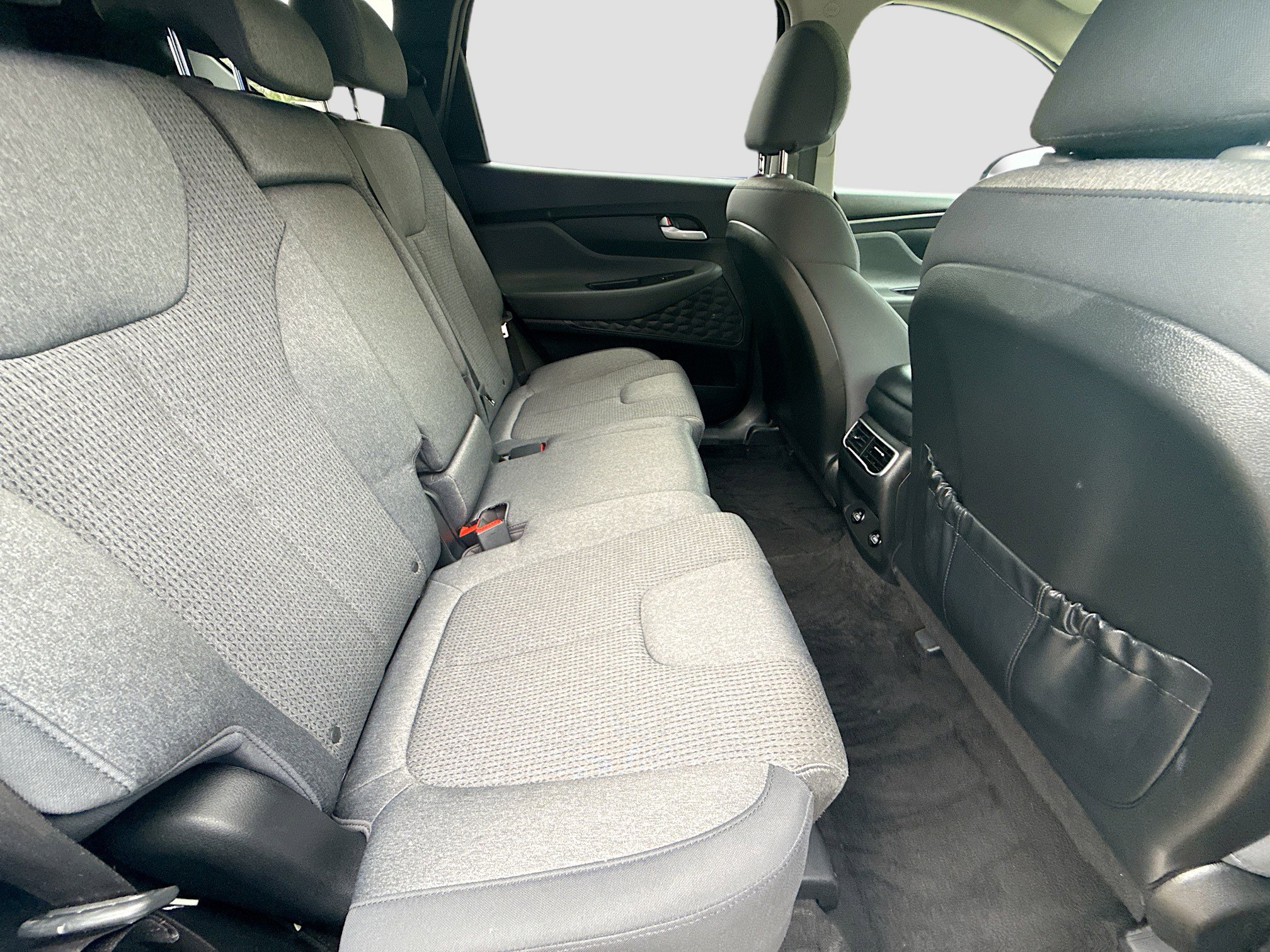 Used 2023 Hyundai Santa Fe SEL image 29