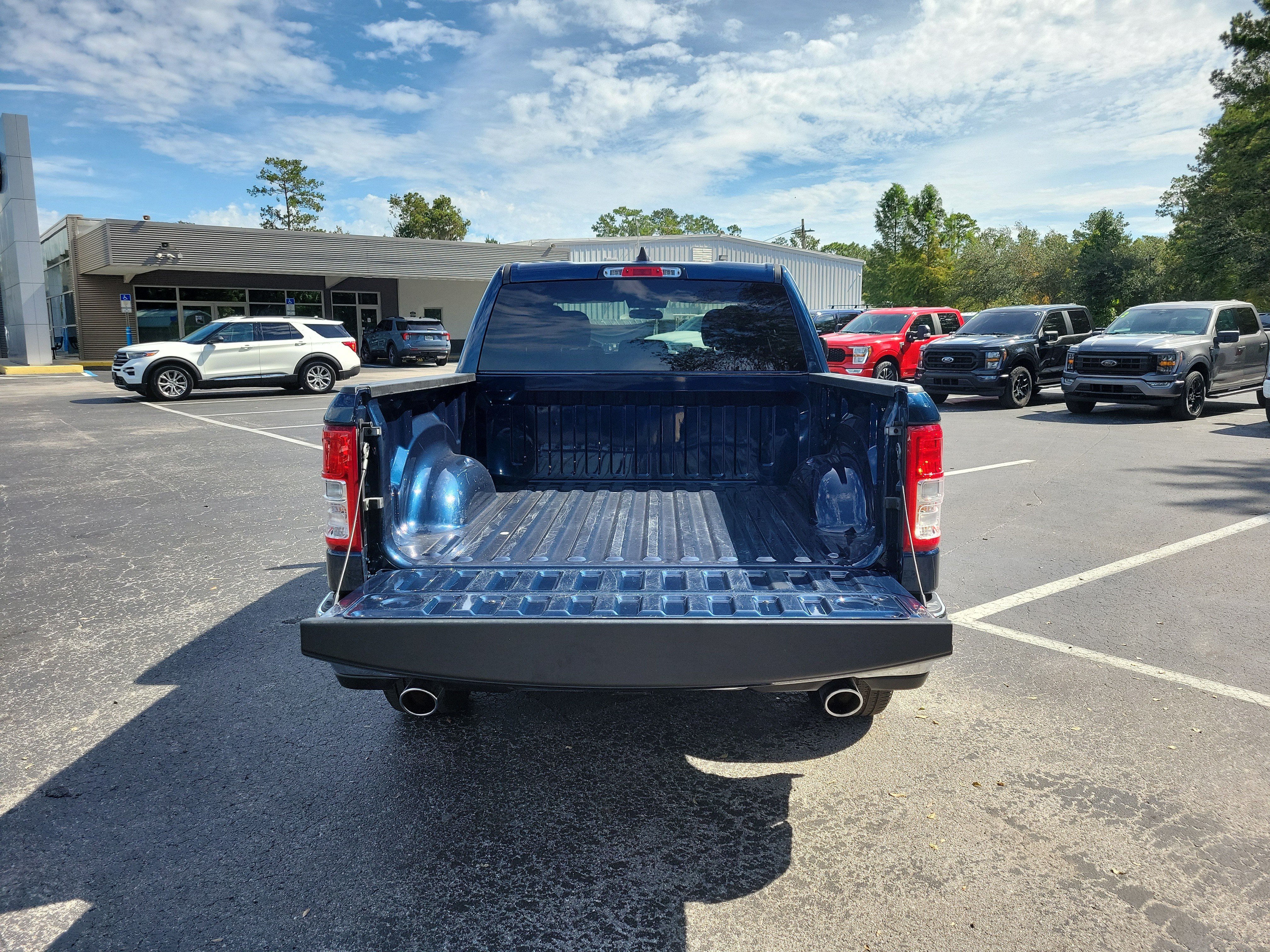 Used 2022 RAM 1500 Big Horn AWD/4WD image 8