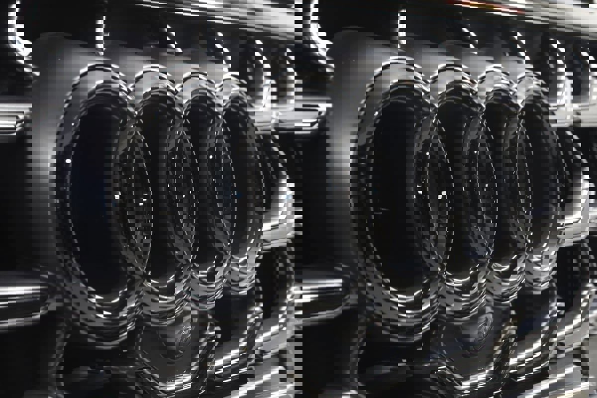 Used 2025 Audi S8 image 27