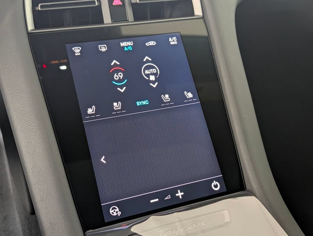 New 2026 Porsche Taycan 4S AWD/4WD image 35