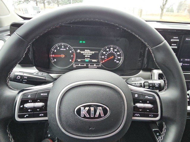 Used 2021 Kia Sorento S image 22