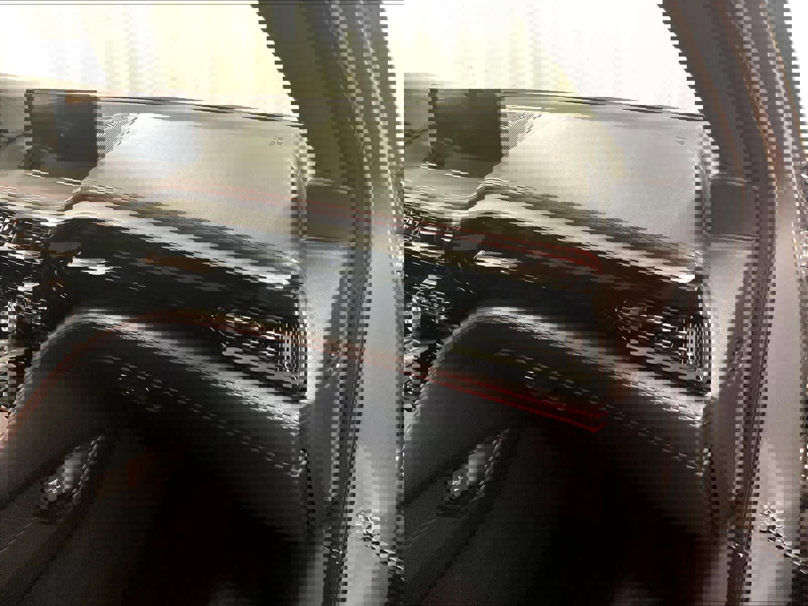 Used 2024 Acura MDX A-Spec image 13