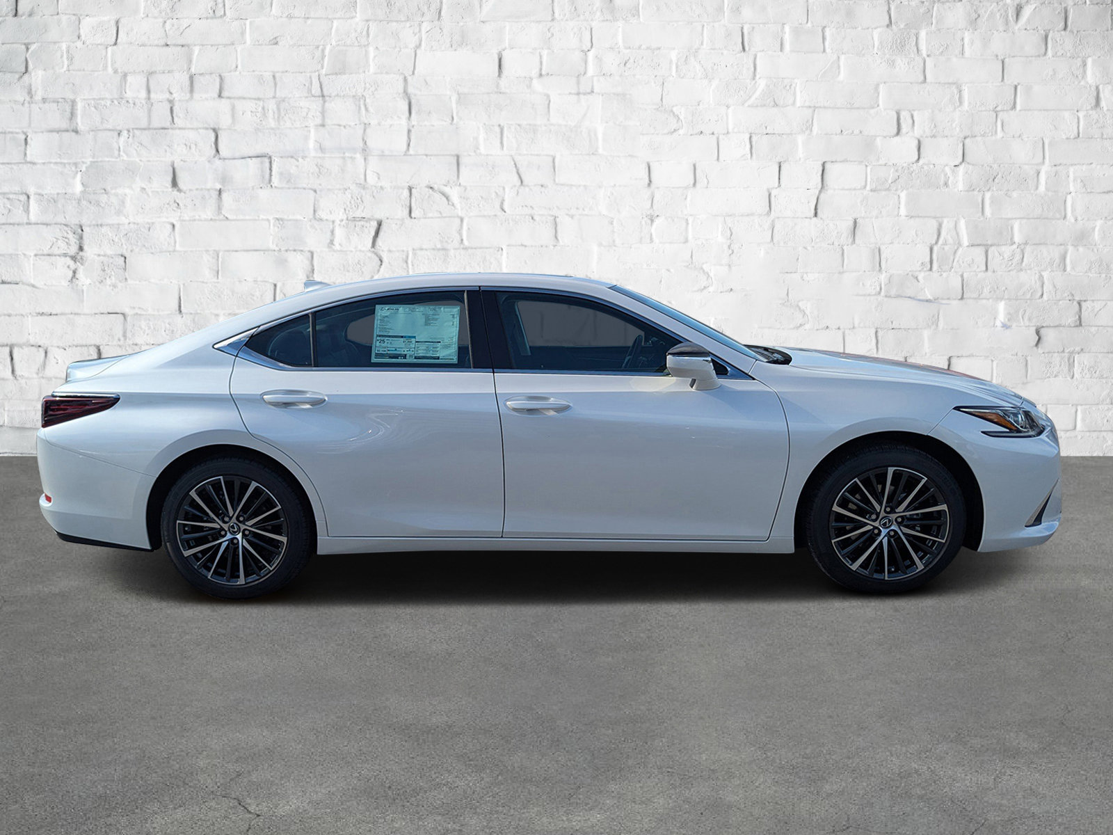 New 2025 Lexus ES 350 w/ Premium Package image 3