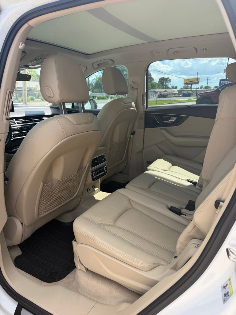 Used 2019 Audi Q7 3.0T Prestige w/ Prestige Package image 12