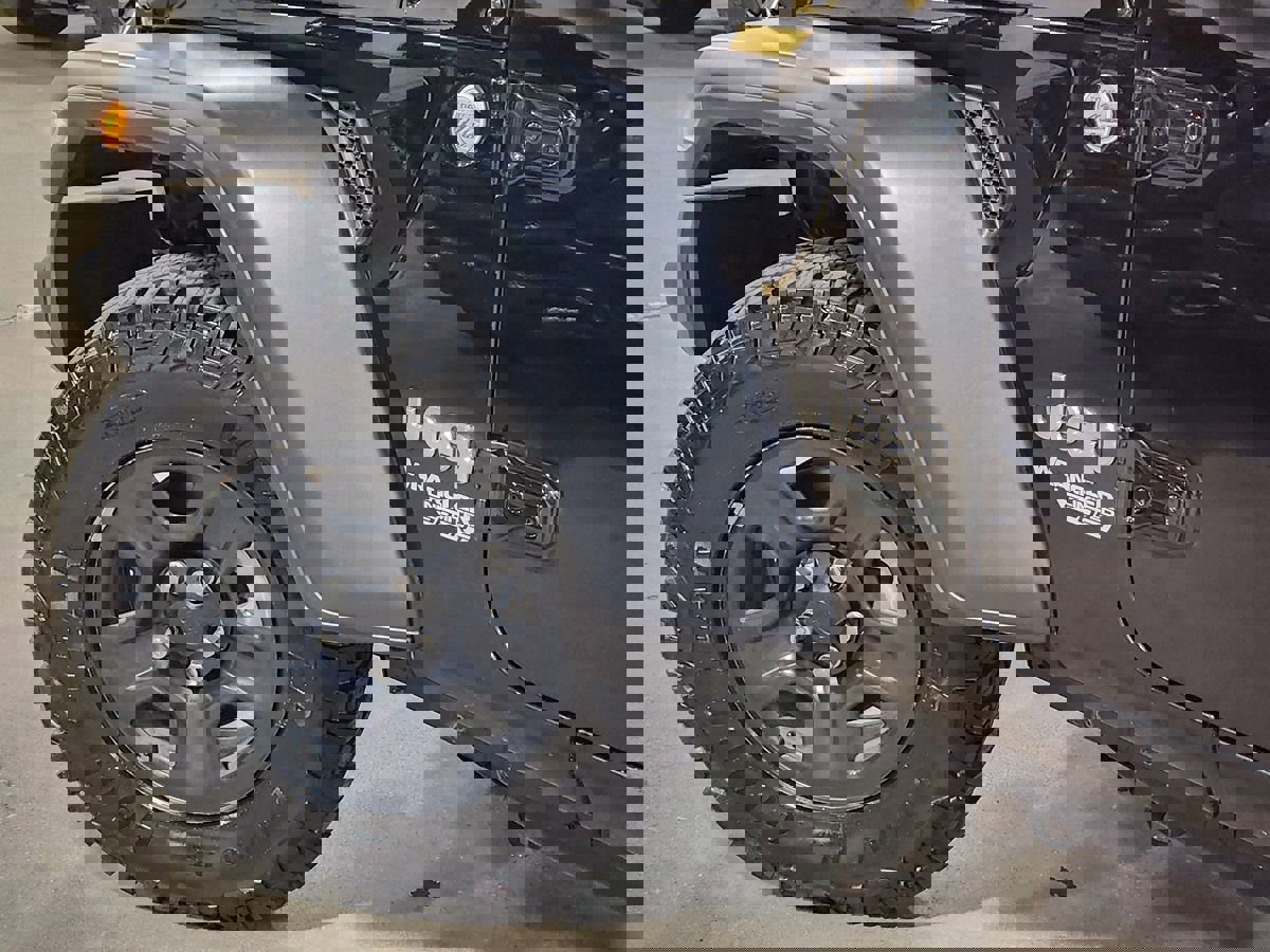 Used 2020 Jeep Wrangler Unlimited Sport image 23