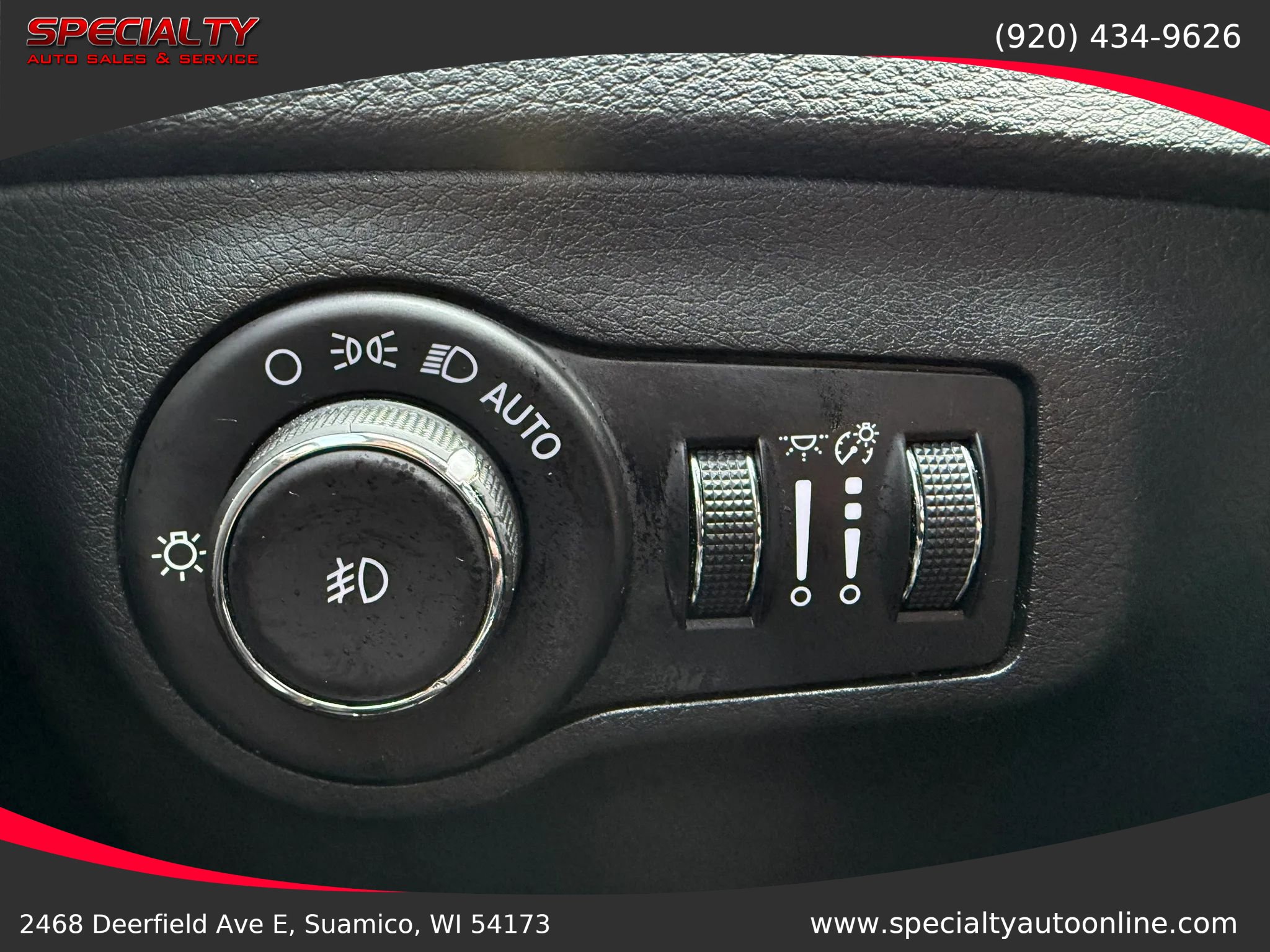 Used 2018 Jeep Compass Latitude w/ Cold Weather Group image 30