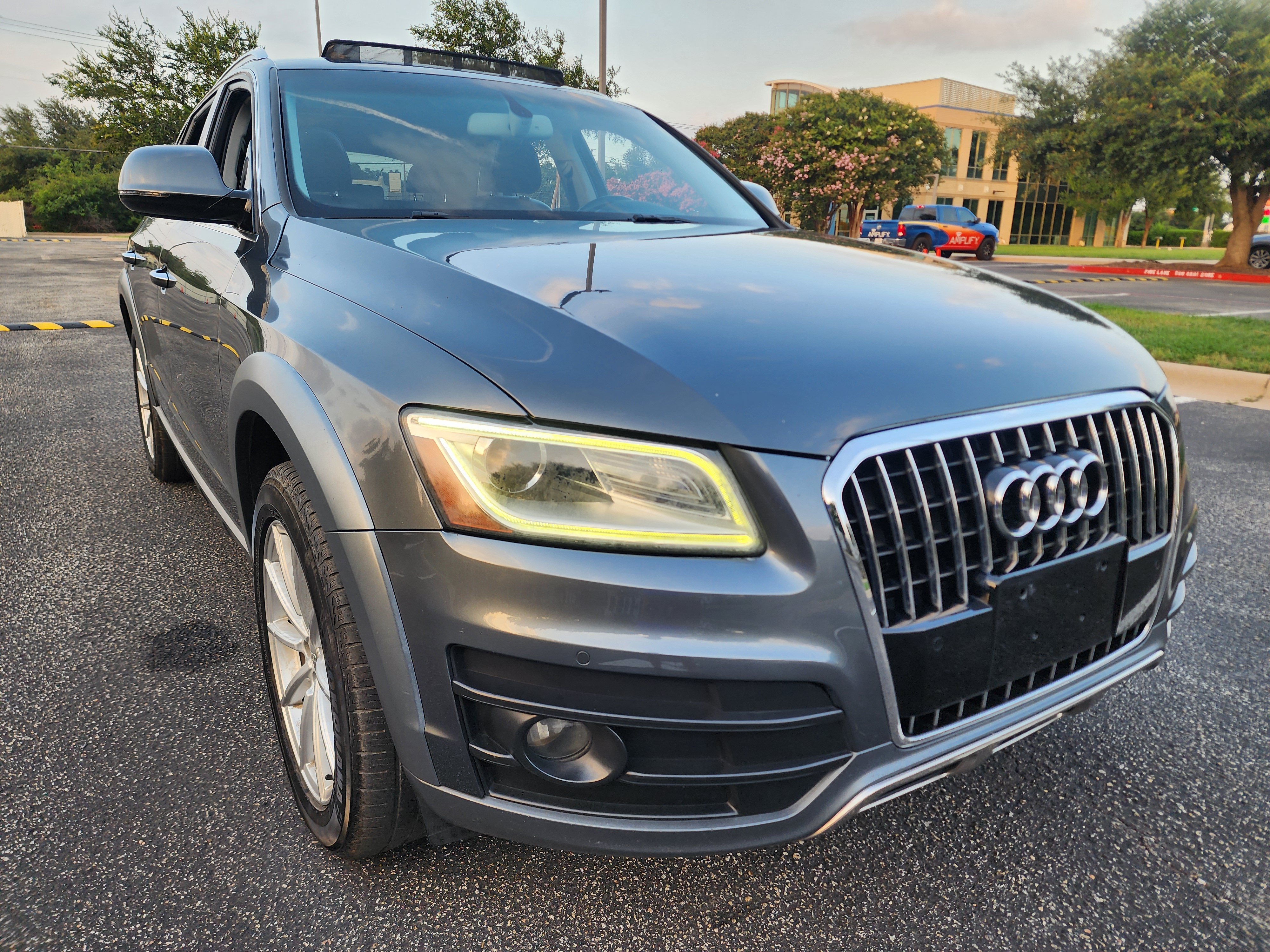 Used 2017 Audi Q5 2.0T Premium Plus w/ Technology Package