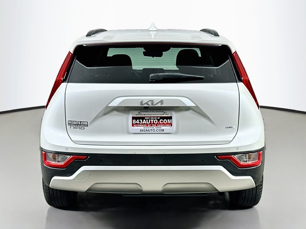 Used 2023 Kia Niro EX FWD image 6