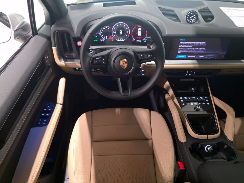 New 2026 Porsche Cayenne AWD/4WD image 36