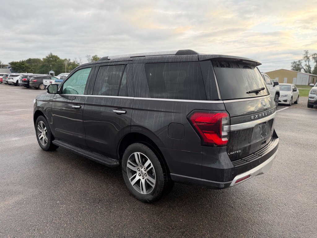 Used 2024 Ford Expedition Limited AWD/4WD image 5