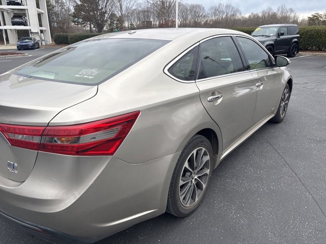 Used 2018 Toyota Avalon XLE Plus image 7
