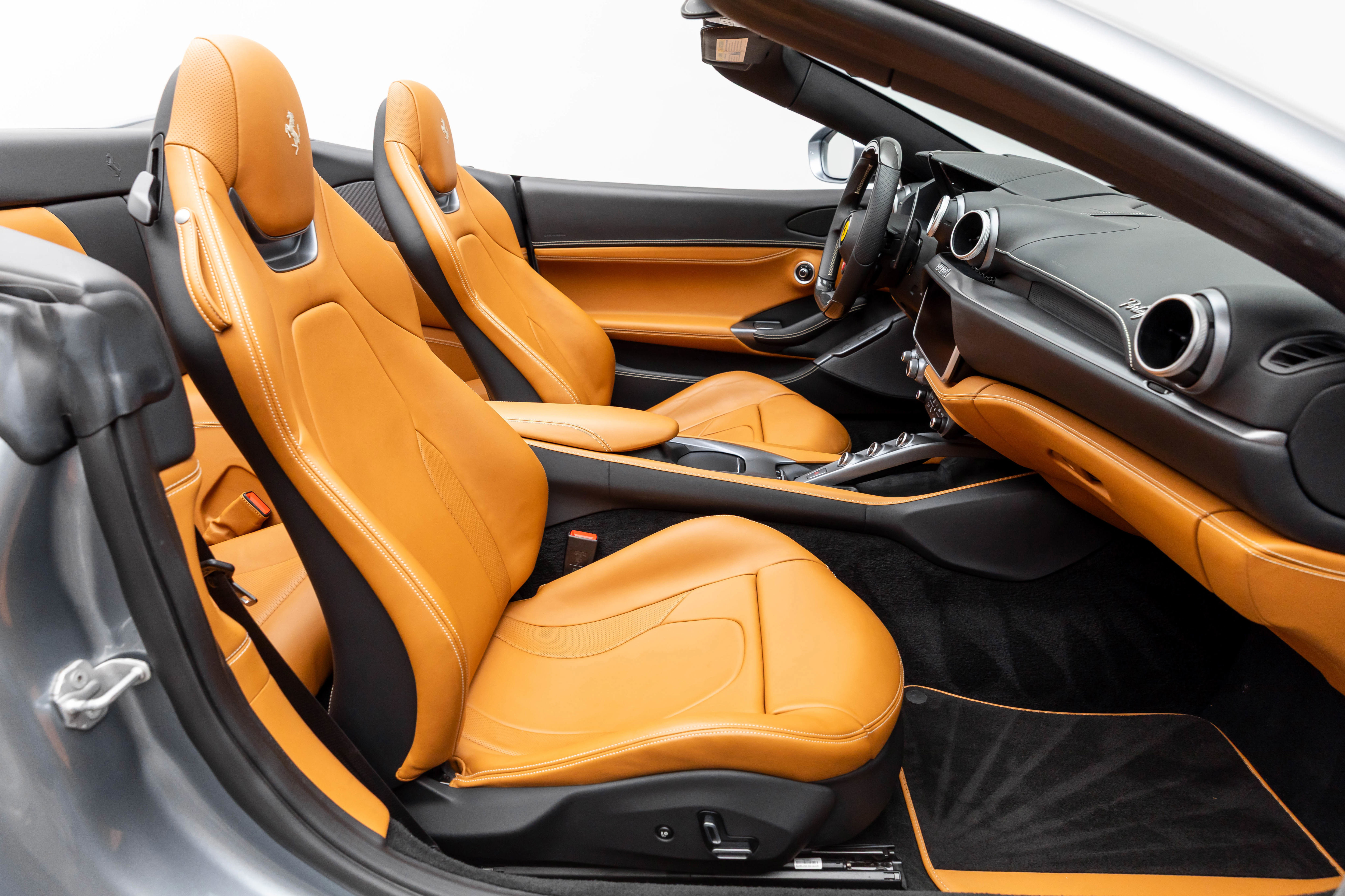 Certified 2022 Ferrari Portofino M image 54