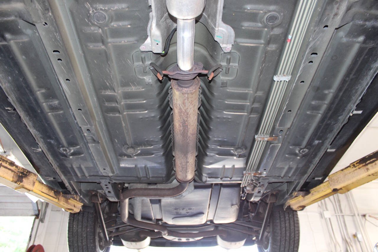 Used 2002 Chevrolet Monte Carlo SS w/ Preferred Equipment Group FWD image 24