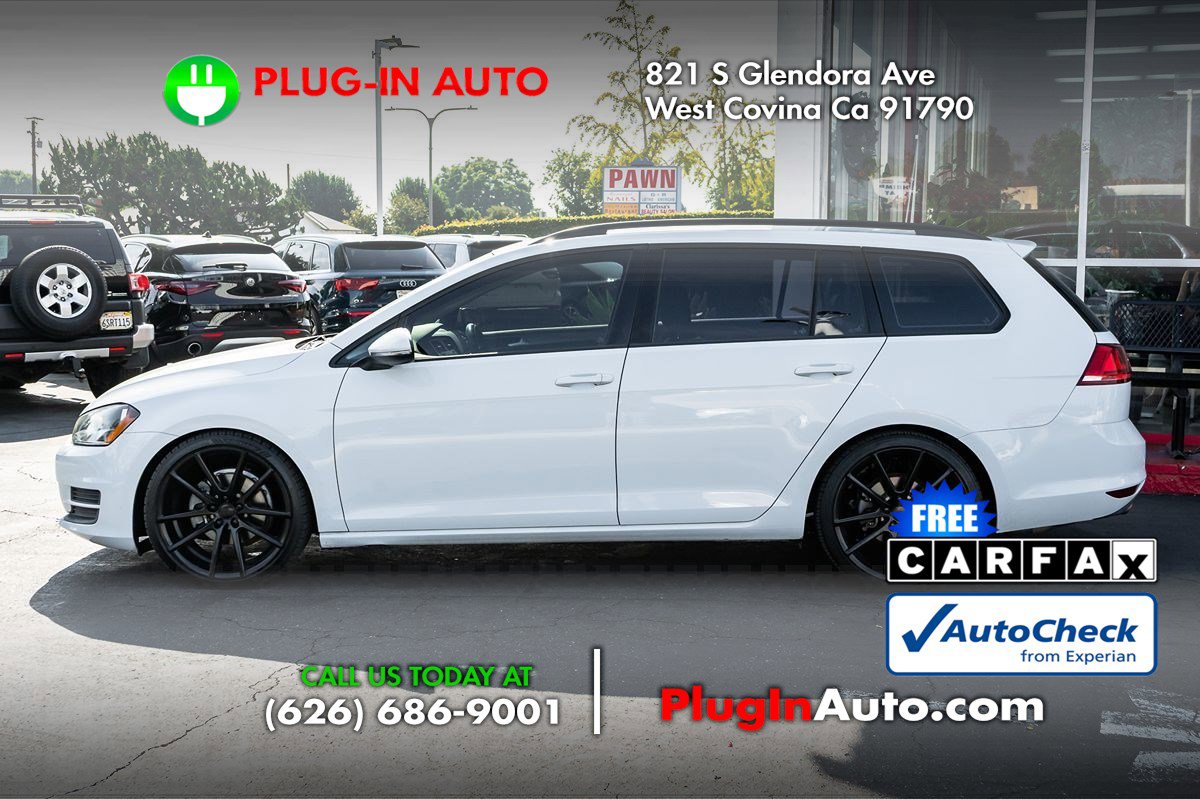 Used 2015 Volkswagen Golf S image 5